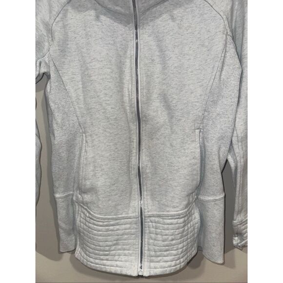 Lululemon Radiant Jacket II Heathered Light Gray Size 10 Full Zip Sweatshirt - Picture 2 of 5